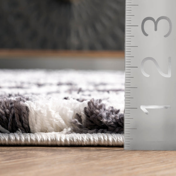 Nuloom Lennon Cozy Shag Leopard Area Rug Beige