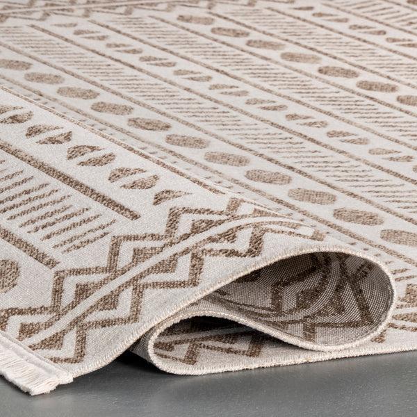 Nuloom Outdoor Tribal Angie Area Rug Beige