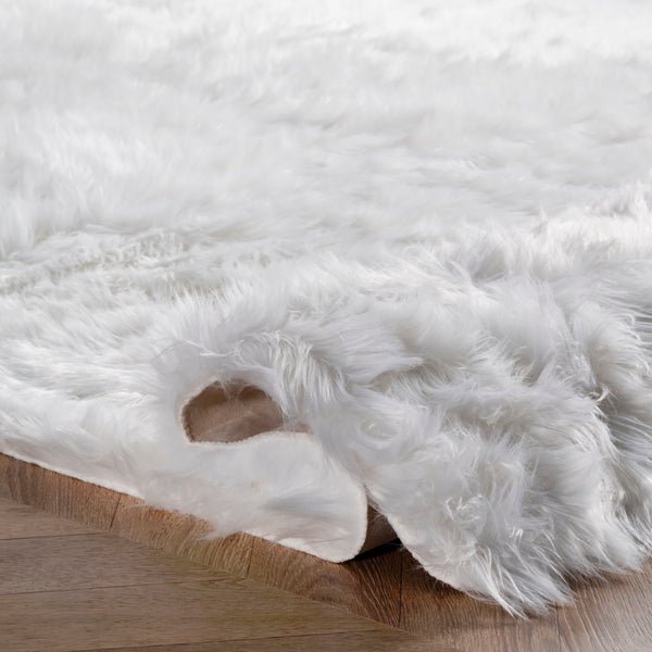 Nuloom Rodolfo Faux Sheepskin Shag Area Rug White