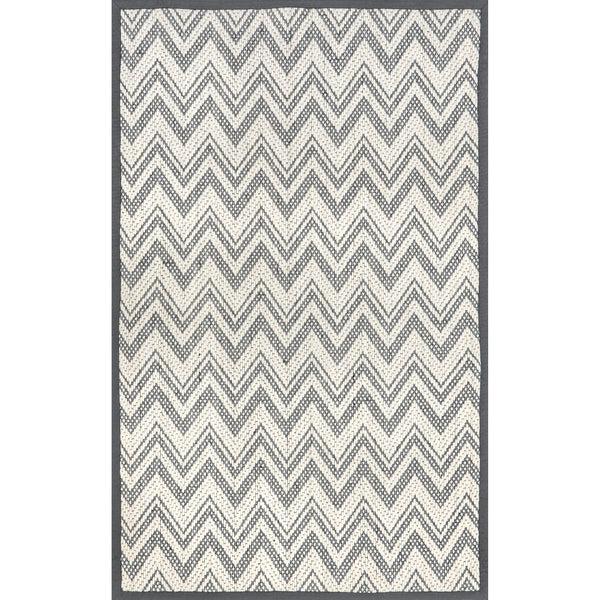 nuloom Rozi Chevron Wool and Sisal Area Rug Gray