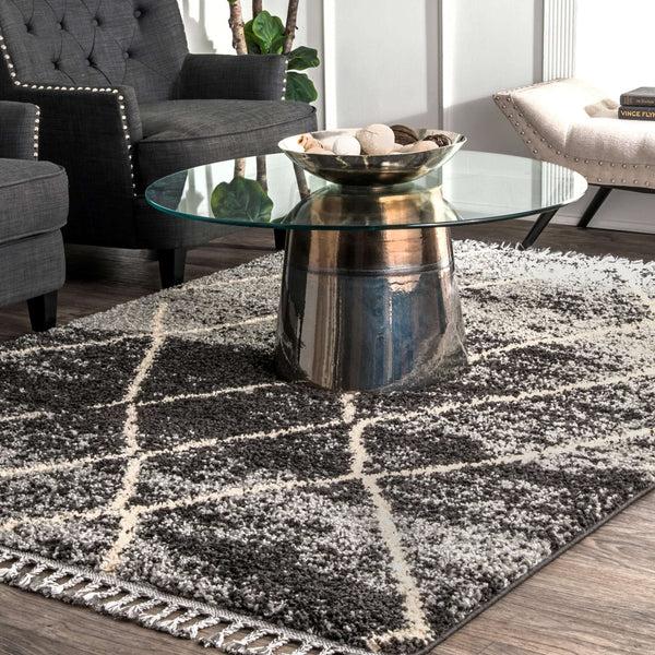 Nuloom Shannon Moroccan Tassel Shag Black