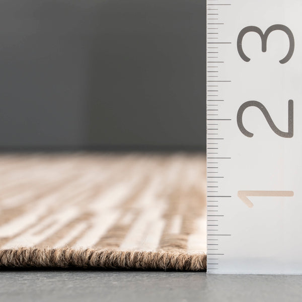 Nuloom Shirlene Stripes Outdoor Area Rug Beige