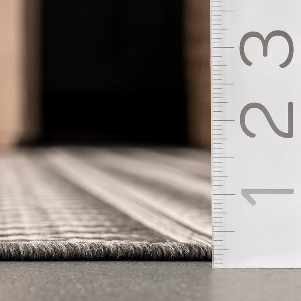 Nuloom Teofila Indoor/Outdoor Area Rug Grey