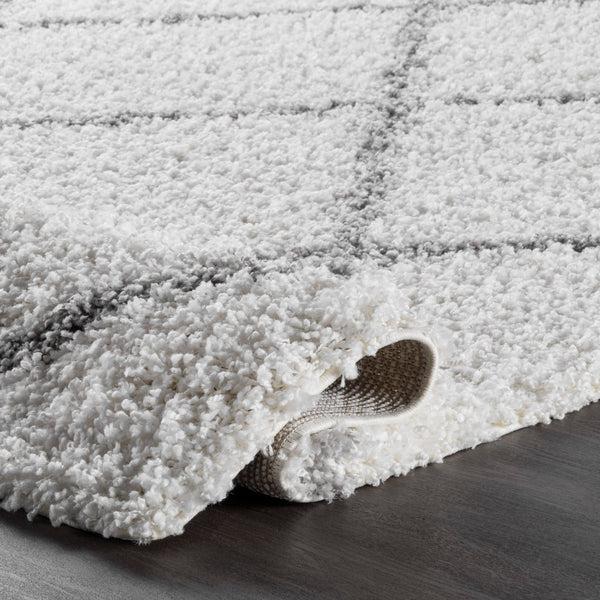 Nuloom Tess Moroccan Shag Area Rug White