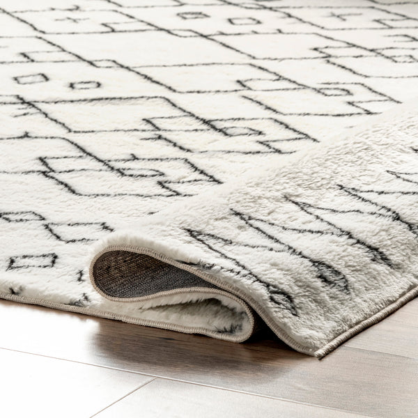 Nuloom Tribal Striped Washable Shag Area Rug Black