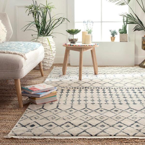 Nuloom Vintage Kristi Moroccan Fringe Rug Beige