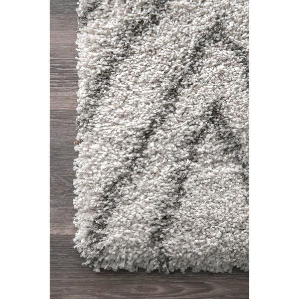 Nuloom Willette Diamond Shaggy Area Rug Ivory