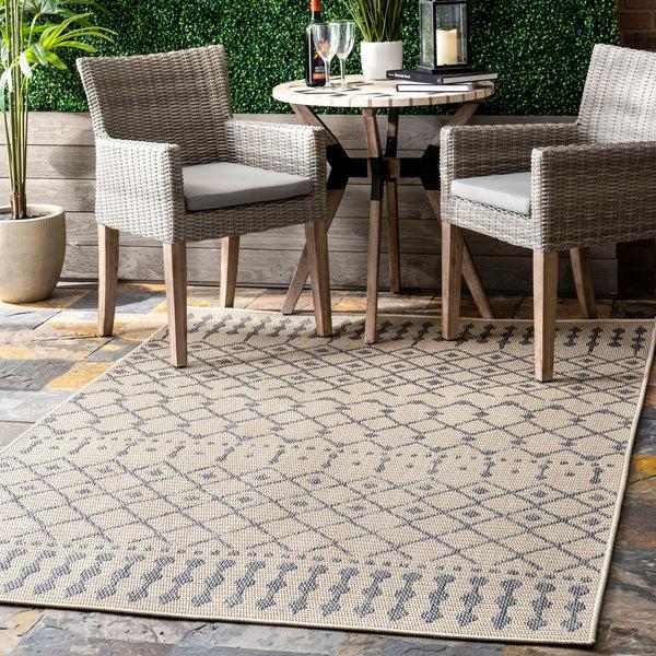 Nuloom Reina Modern Trellis Indoor/Outdoor Area Rug Light Grey