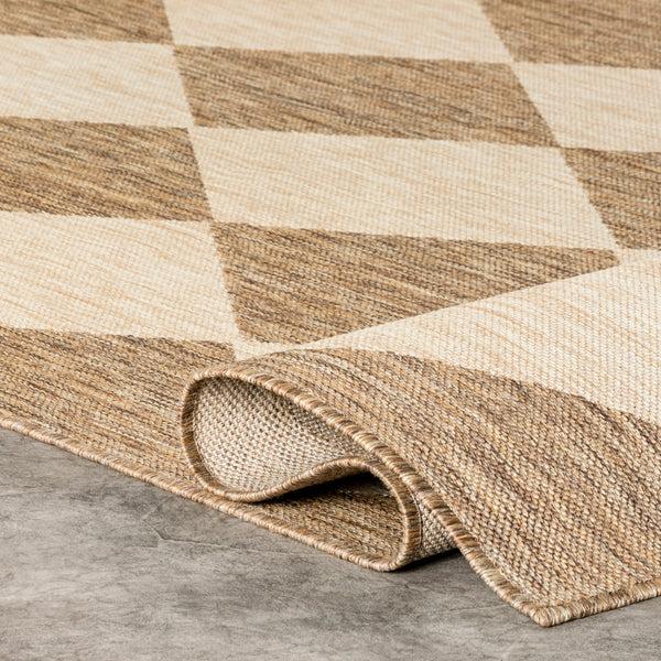 Nuloom Sabina Diamond Trellis Indoor/Outdoor Area Rug Beige