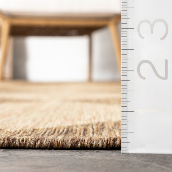 Nuloom Sabina Diamond Trellis Indoor/Outdoor Area Rug Beige