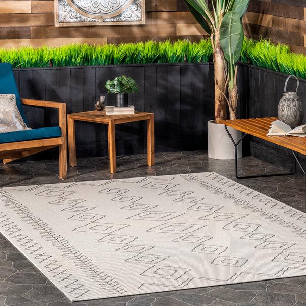 Nuloom Serna Moroccan Indoor/Outdoor Area Rug Ivory