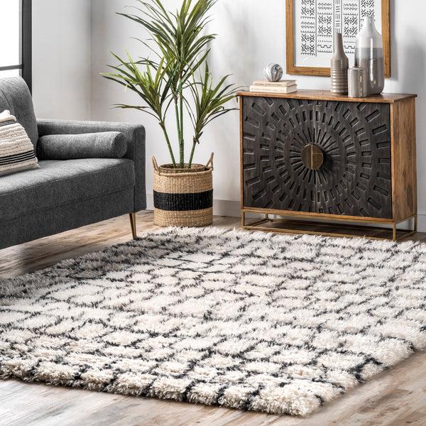 Nuloom Tamra Geometric Cozy Soft & Fluffy Shag Area Rug Beige