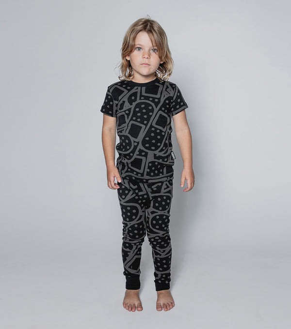 Nununu Bandaid Loungewear Black