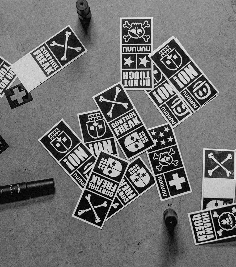 nununu icons stencil set