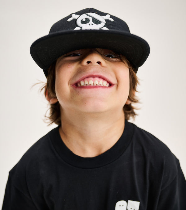 Nununu Logo Baseball Cap Black/white