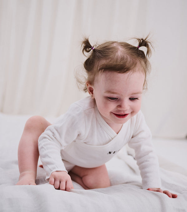 Nununu Nu01 Envelope Onesie White