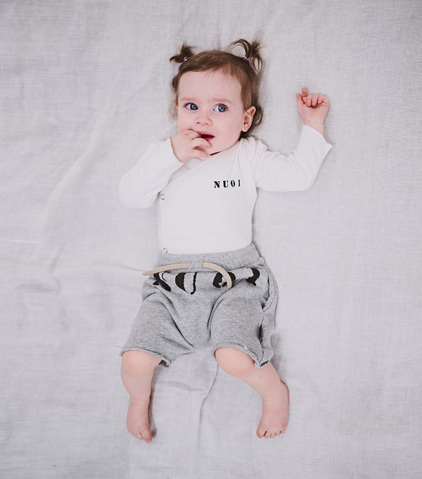 Nununu Nu01 Envelope Onesie White