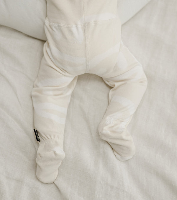 Nununu Smiles Footed Leggings Natural