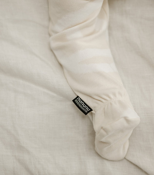 Nununu Smiles Footed Leggings Natural