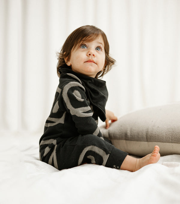 Nununu Smiles Overall Black