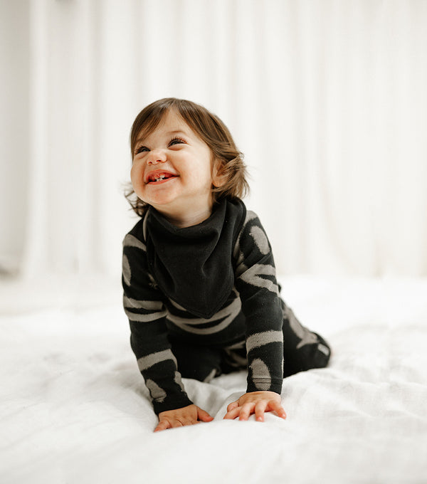 Nununu Smiles Overall Black