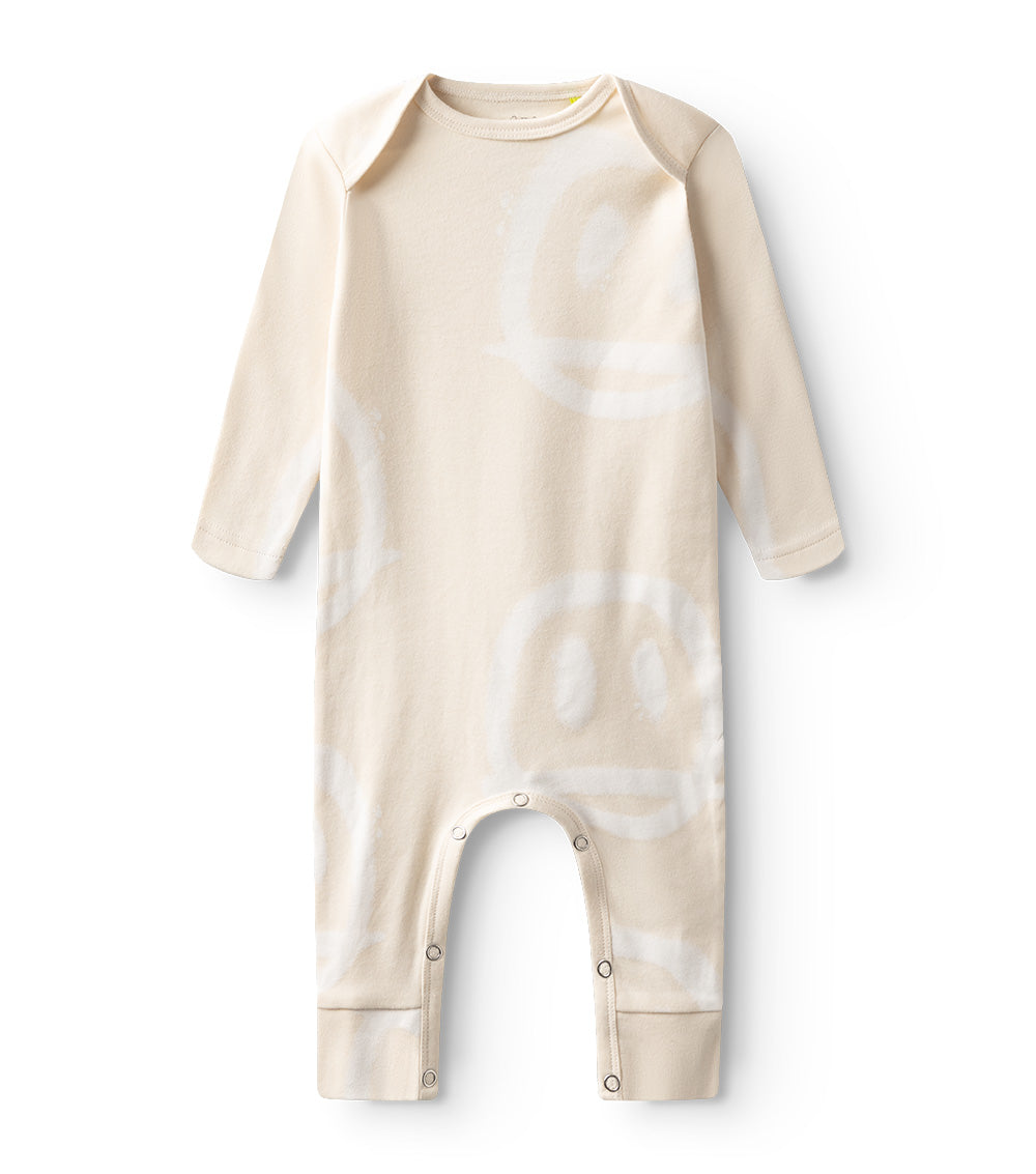 nununu smiles overall natural