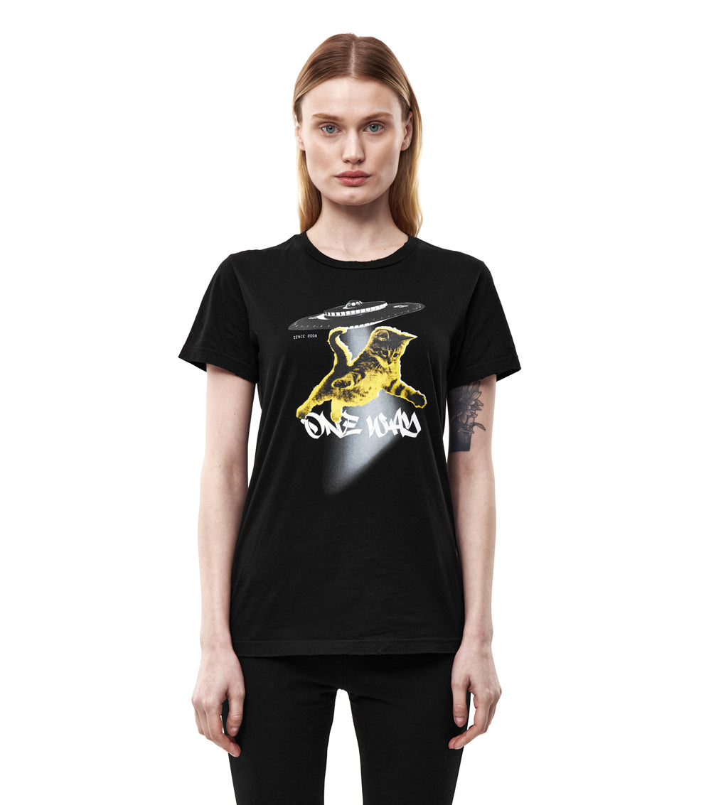 nununu women's kitty tour t-shirt black