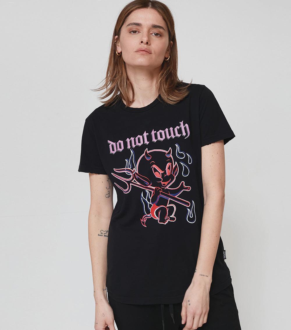 nununu women's naughty devil t-shirt black