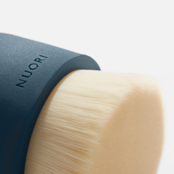 Nuori CARESSING FACIAL BRUSH
