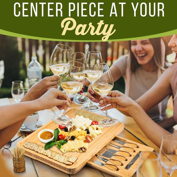 Nutrichef Bamboo Food Serving & Food Slicer Platter - Cheese Board Presentation Set