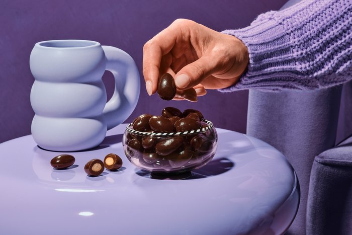 Nuts Dark Chocolate-Covered Almonds