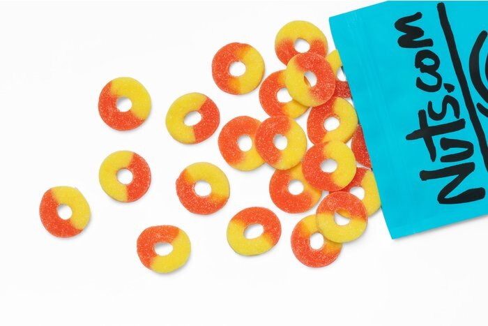 Nuts Gummy Peaches