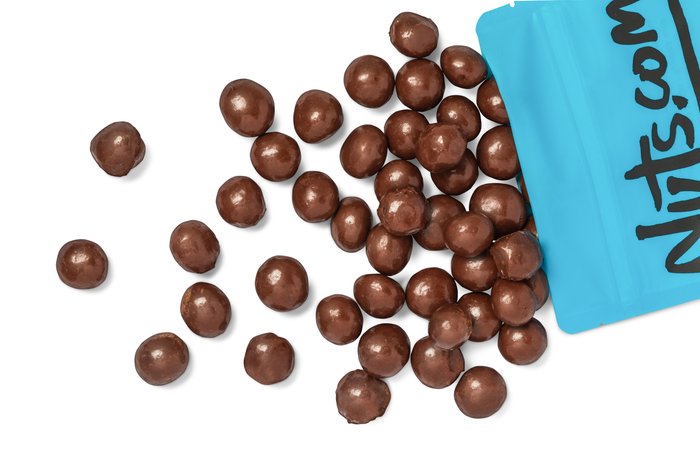 Nuts Organic Dark Chocolate Macadamia Nuts