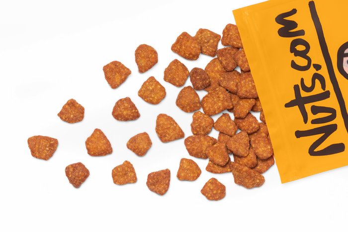 Nuts Pineapple Habanero Sesame Chips