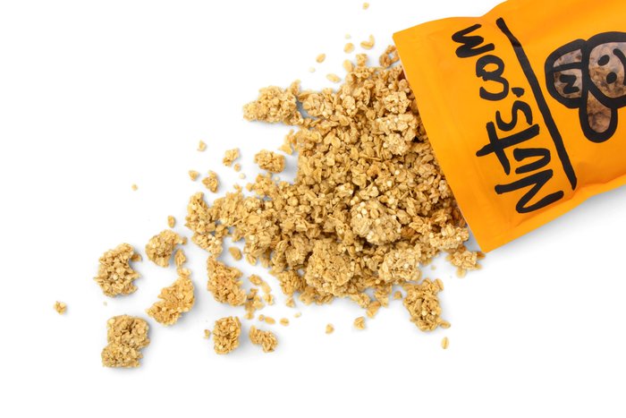 Nuts Vanilla Light And Crunchy Granola