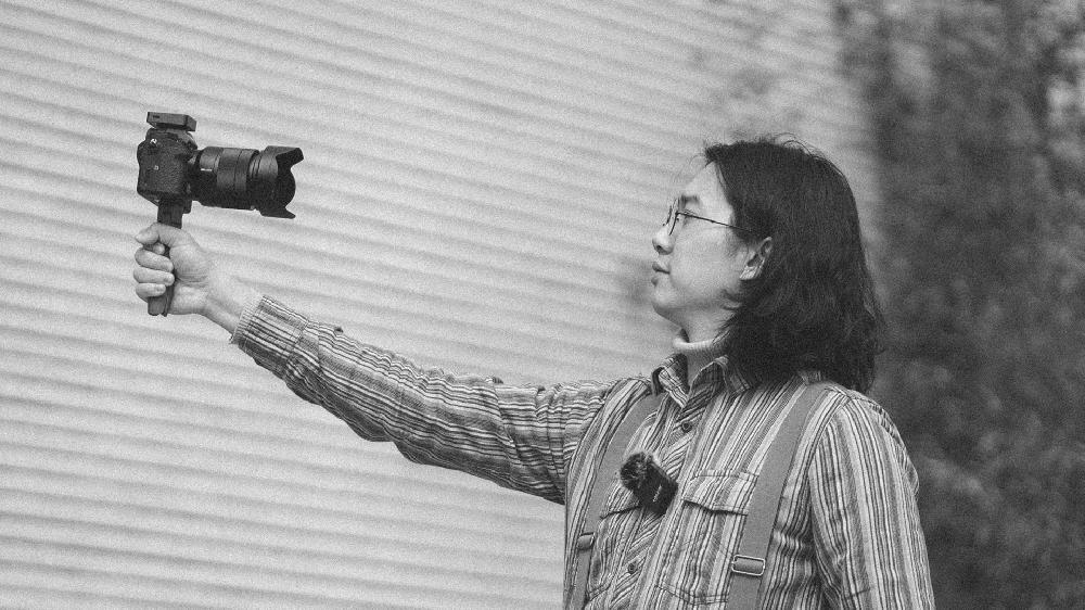 Nux B-10 Vlog 2.4GHz Wireless Lavalier Mic System