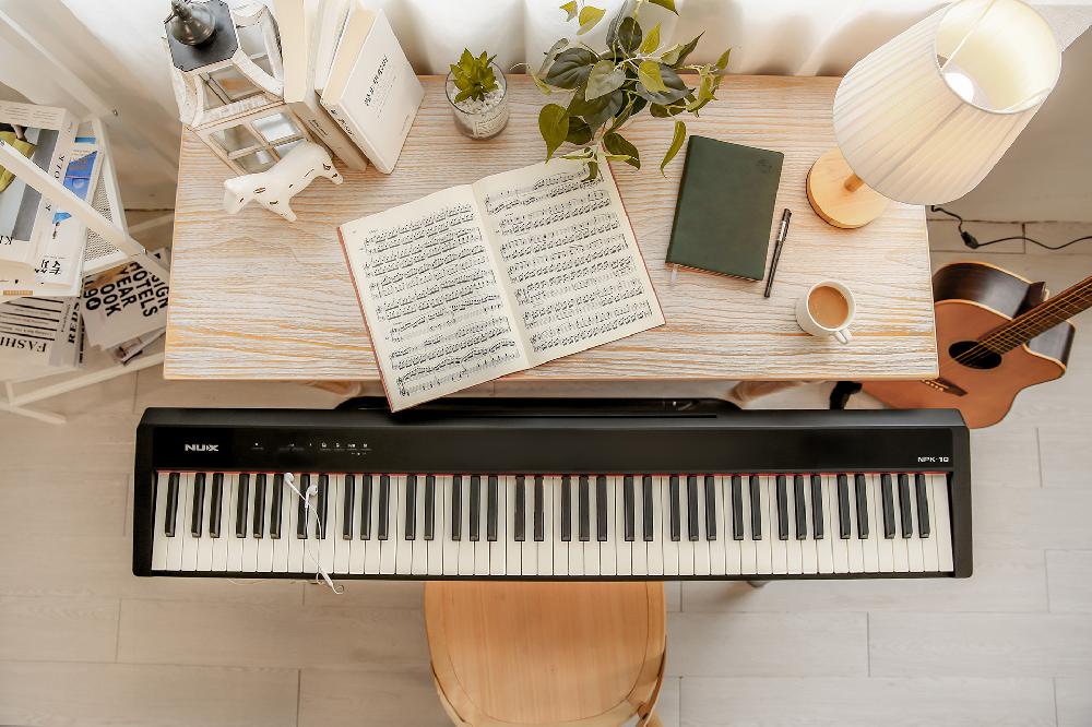 Nux NPK-10 Portable Digital Piano