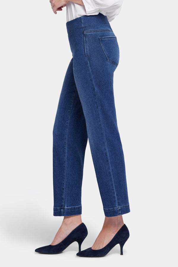 Nydj Bailey Relaxed Straight Ankle Pull-On Jeans In Petite