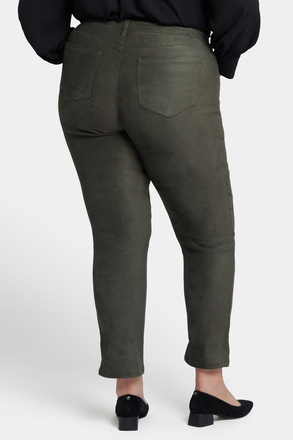 nydj Sheri Slim Jeans In Plus Size