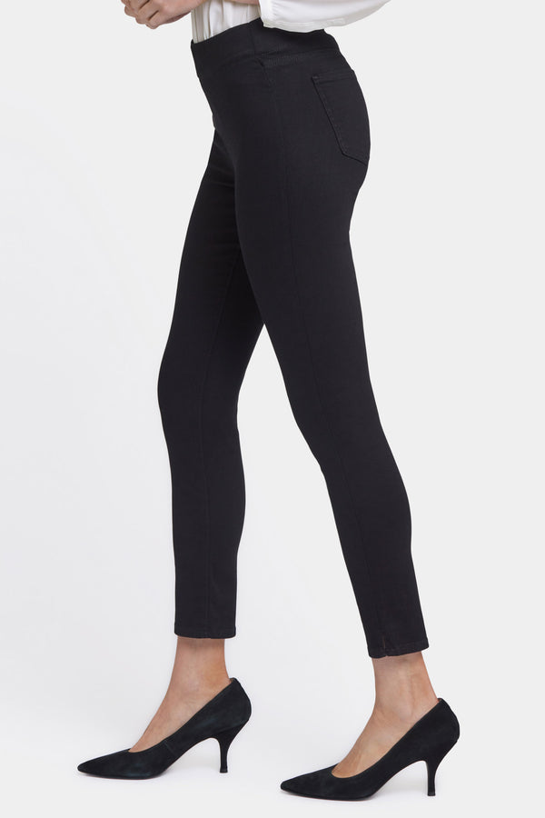 Nydj Skinny Ankle Pull-On Jeans In Petite