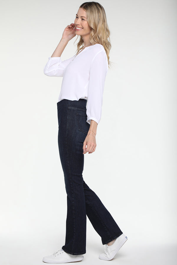 Nydj Slim Bootcut Pull-On Jeans In Petite