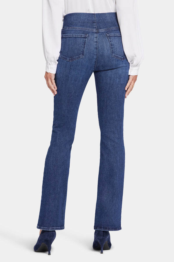 nydj Slim Bootcut Pull-On Jeans In Petite
