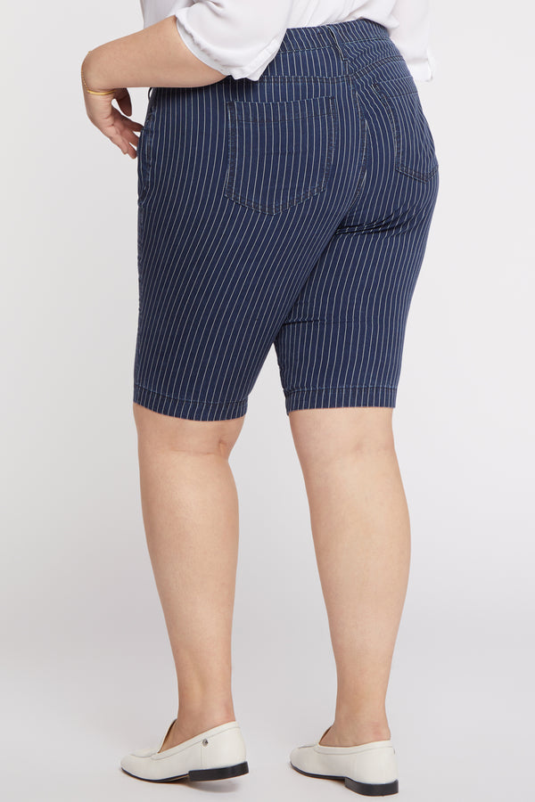 nydj Tailored Bermuda Shorts in Plus Size