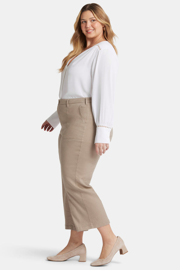 Nydj Wide Leg Cargo Capri Pants In Plus Size