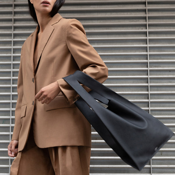 object Particolare Milano PINA B BLACK