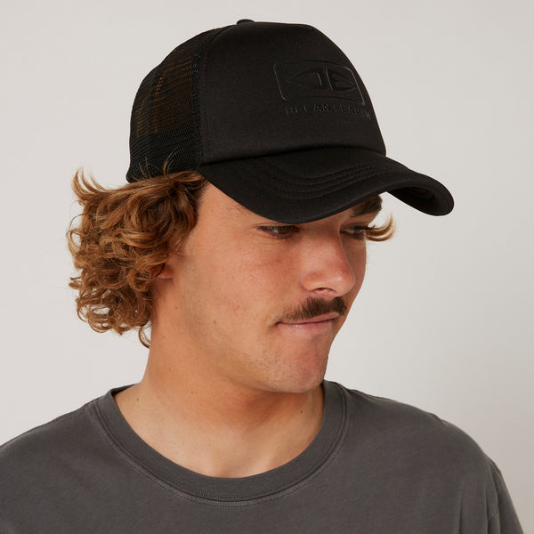 Ocean & Earth Black Jack Cap