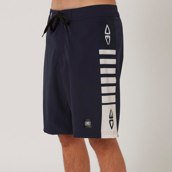 ocean & earth Infinite 19" Boardshort