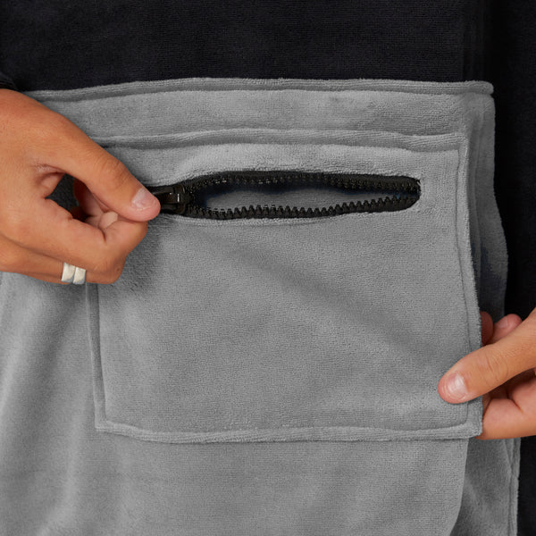 Ocean & Earth Surf Essentials LS Poncho