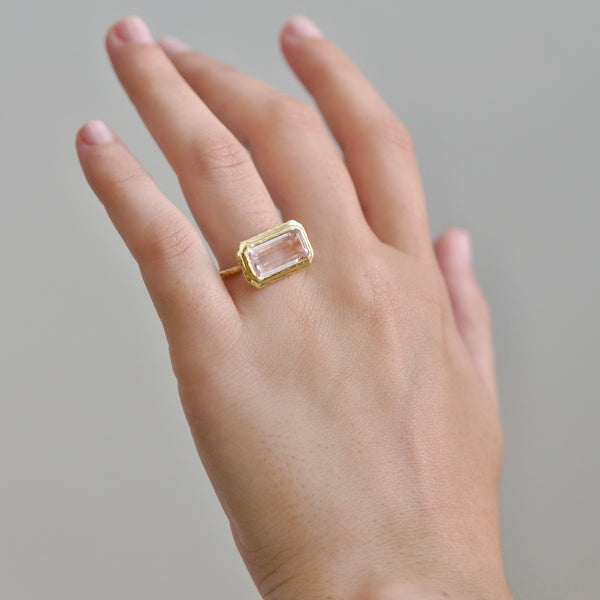 Octavia Elizabeth Elbow Beach Ring