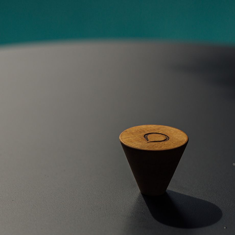 Ofyr Cover Black 100